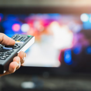 Abonnement IPTV vs Câble : Quelle est la Meilleure Solution Économique ?